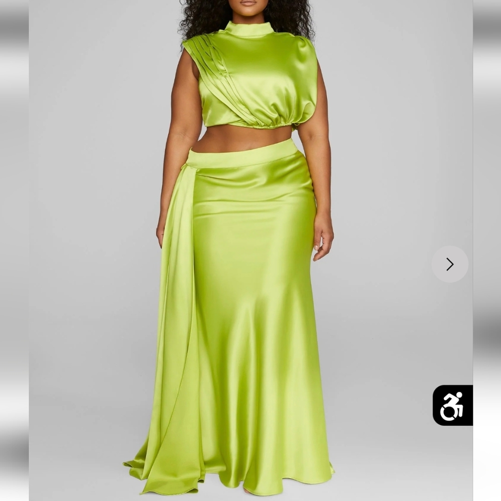 Leslie Sidora x Fashion to Figure Two Piece Set